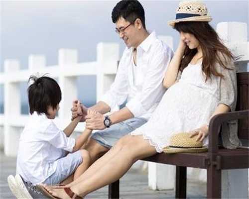 胎梦解析：梦见鸡生男生女的民间说法与解读