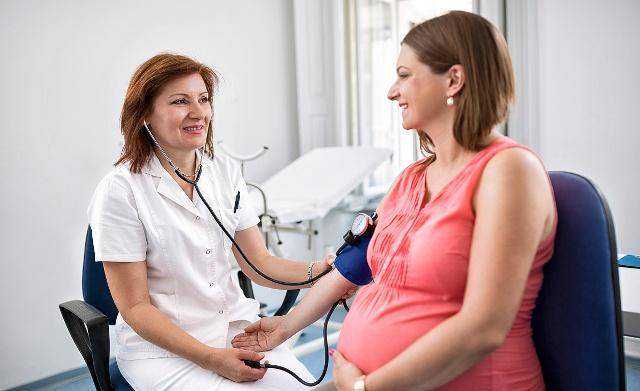 重庆代怀孕网电话期间涂口红安全吗？德国婴儿护肤品解析